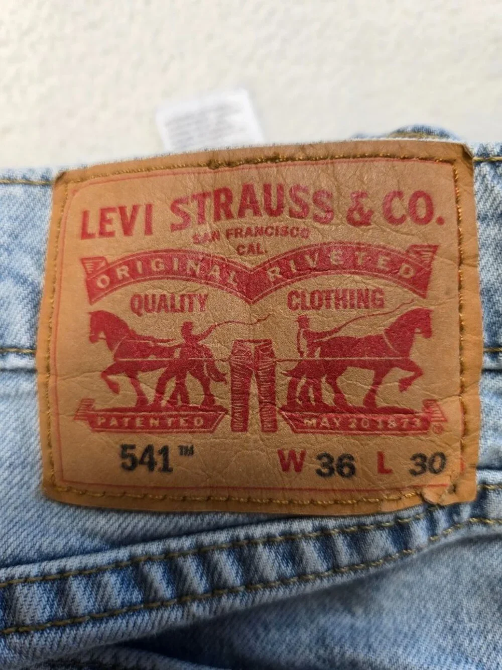 Levis 541 Mens Light Wash Jeans W36 L30